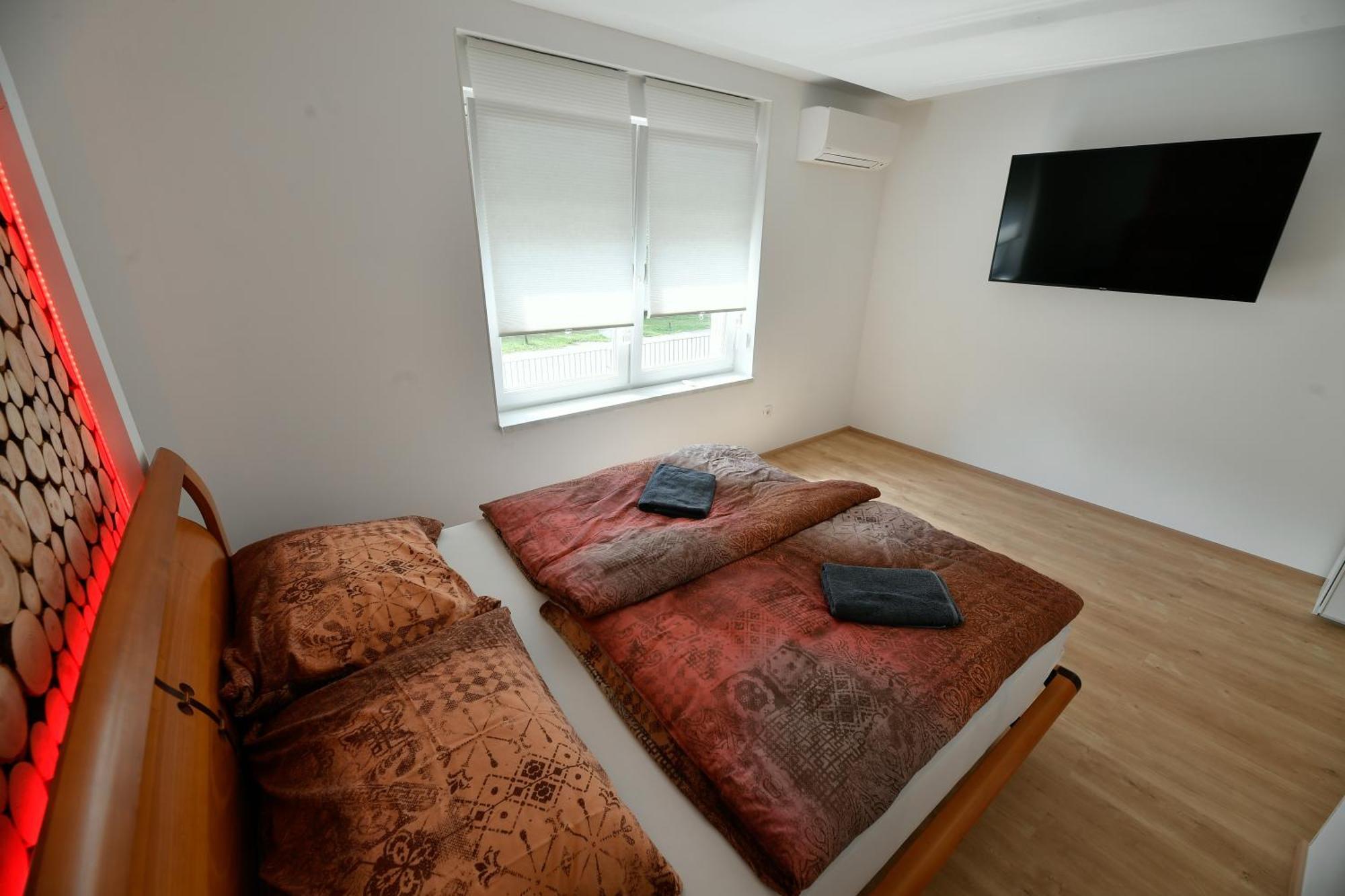 Casa Box Premium Free Garage Apartman Maribor Kültér fotó
